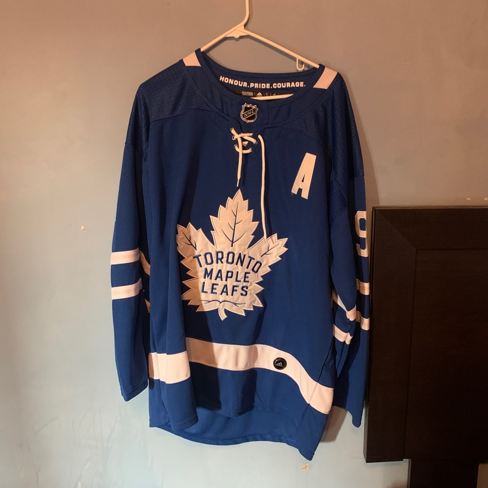 Leafs Jersey